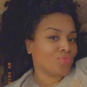 Meet your Posher, Dionicia